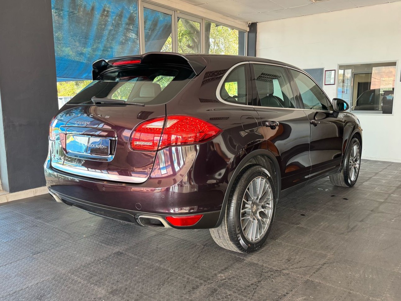 Porsche Cayenne 2011