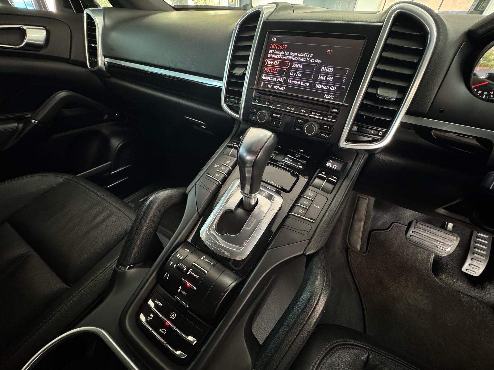 Porsche Cayenne 2011