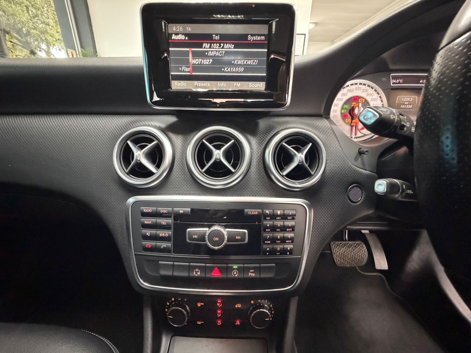 Mercedes-Benz A-Class A220d Urban 2015