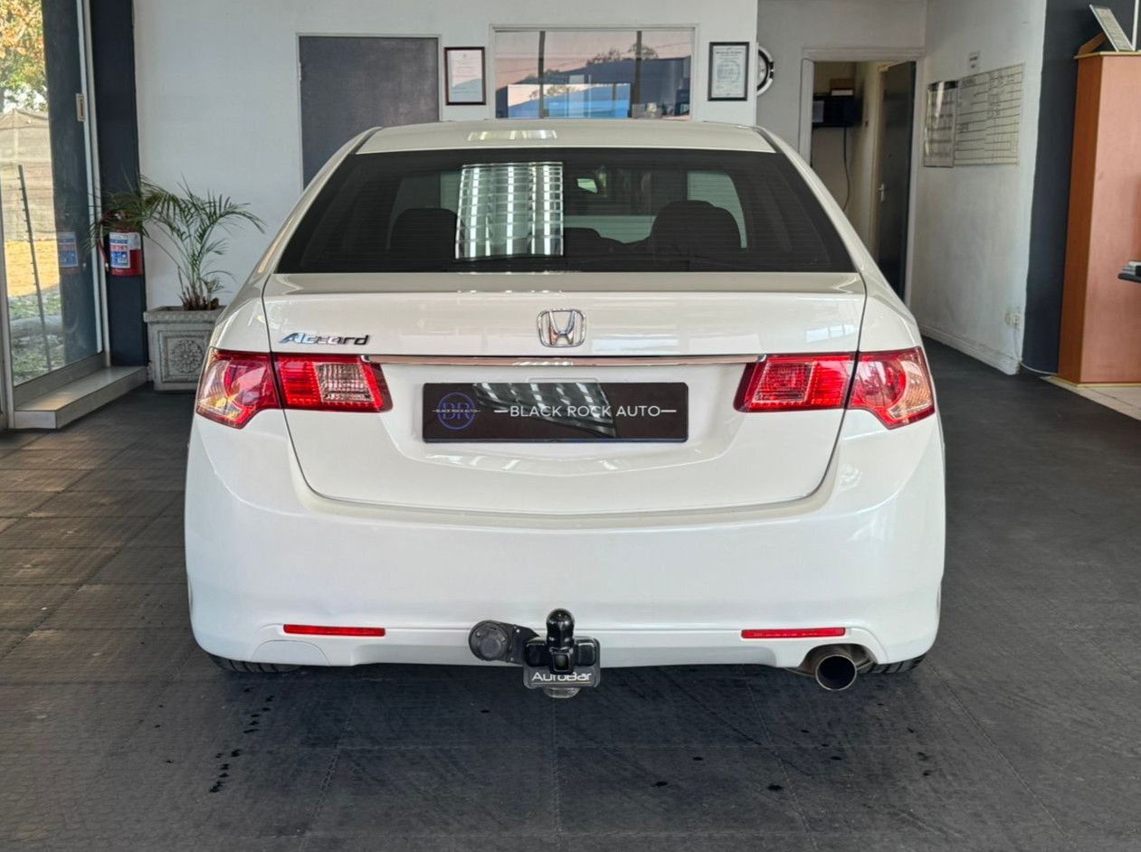 Honda Accord 2.0 Elegance Auto 2012