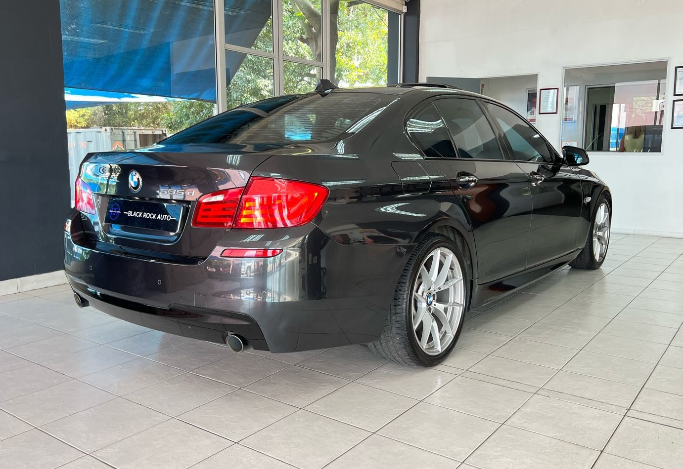 BMW 5 Series 535d M Sport 2011