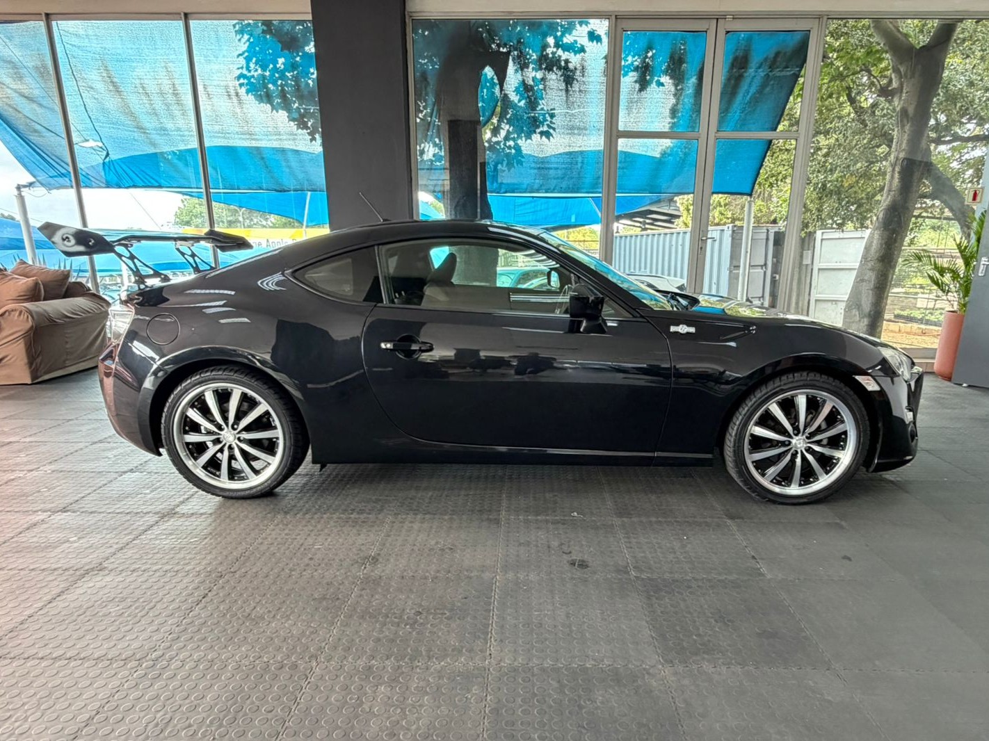 Toyota 86 2.0 standard 2012