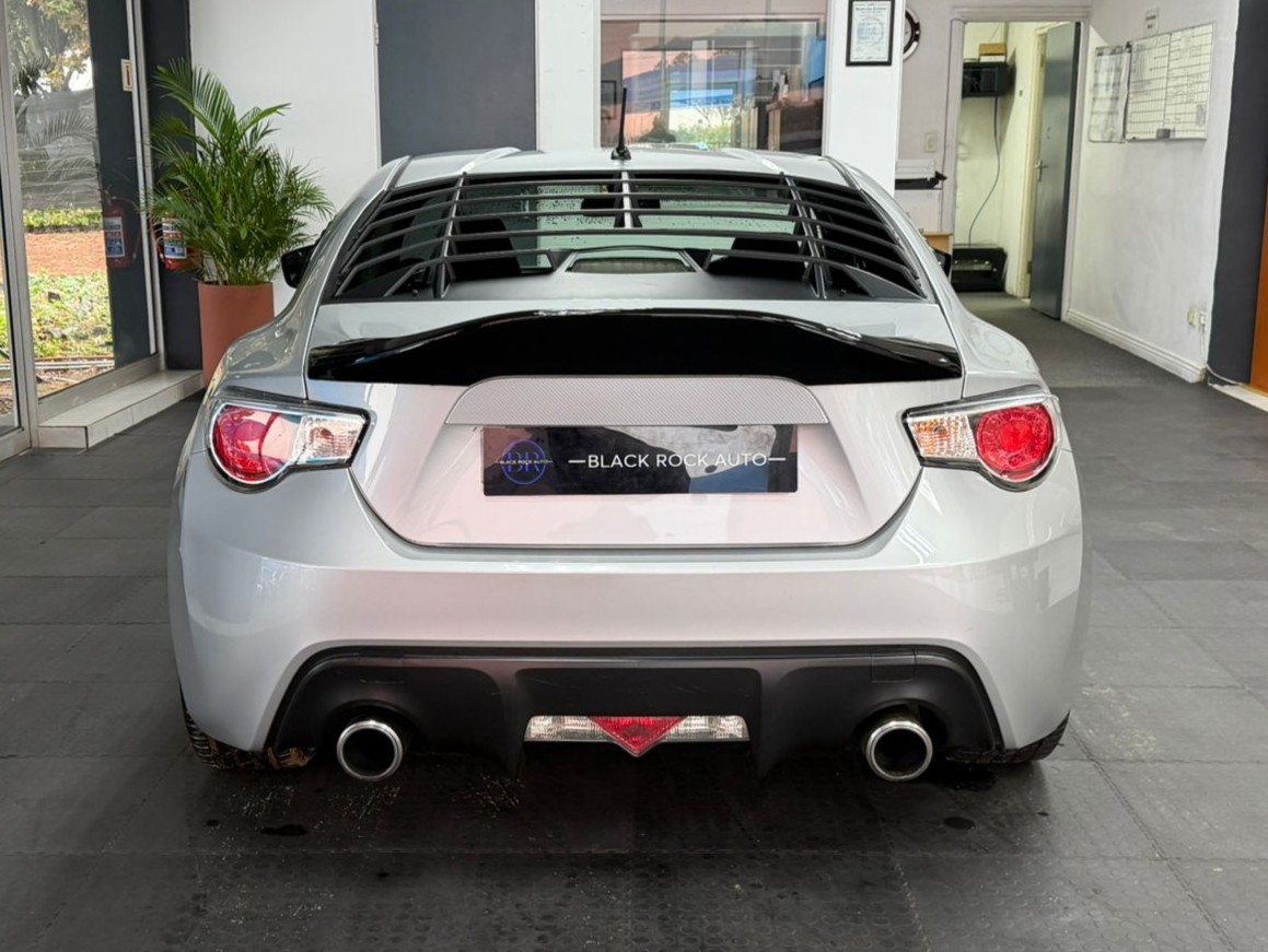 Toyota 86 2.0 standard 2012