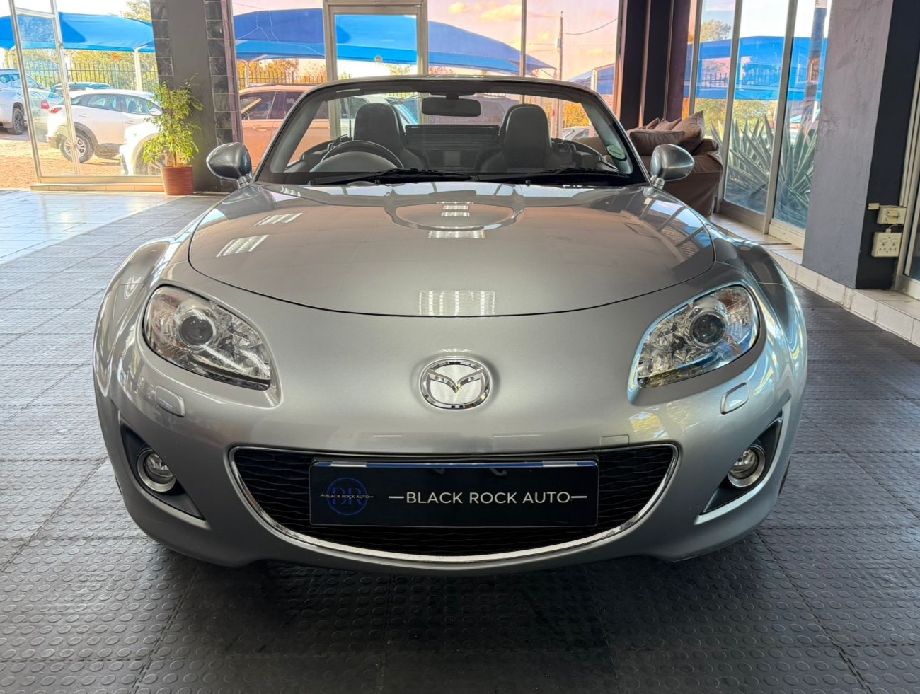Mazda MX-5 2.0 Roadster-Coupe 2011