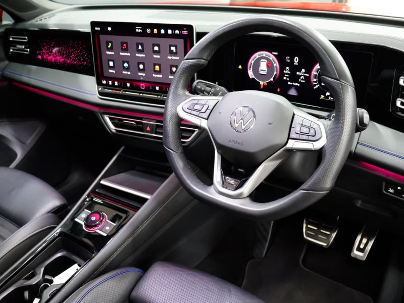 Volkswagen Tiguan 1.4 TSI R-Line DSG 2024