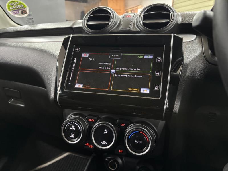 Suzuki Swift 1.2 GLX CVT 2023