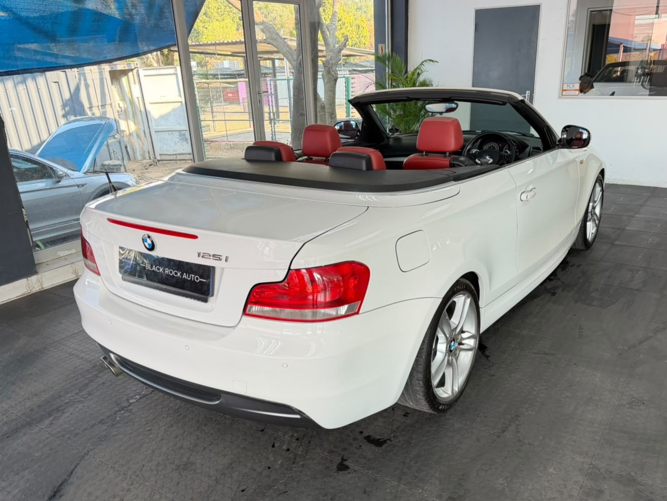 BMW 1 Series 125i Convertible M Sport Auto 2012