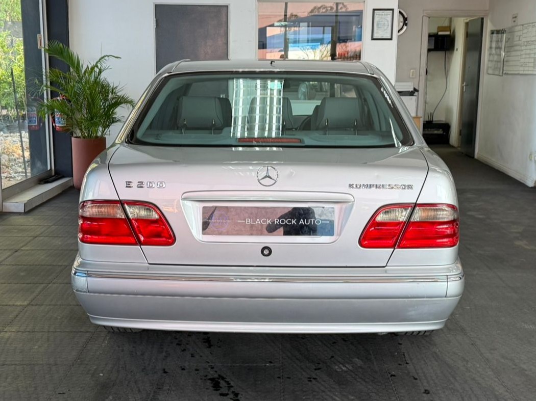Mercedes-Benz E-Class E200 K Elegance Auto Listing Quality 49% Flyer Preview 2001