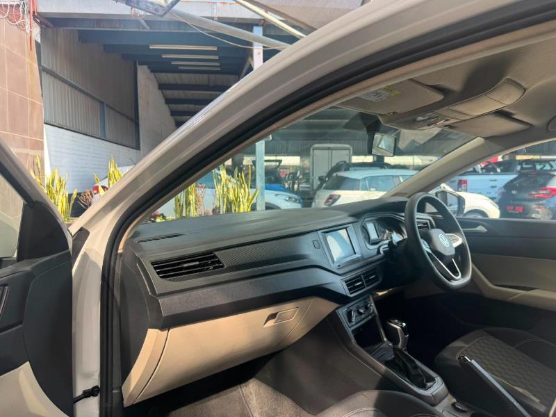 Volkswagen Polo 1.6 2025