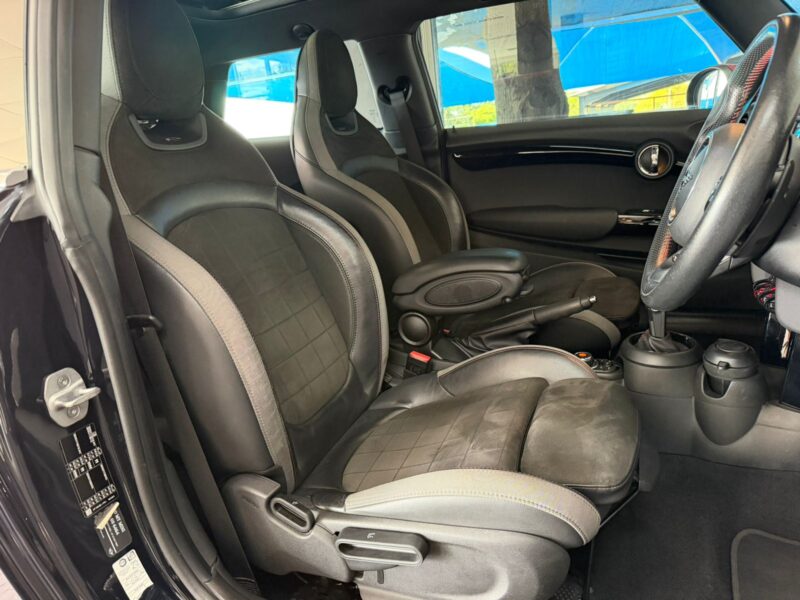 Mini John Cooper Works 2020