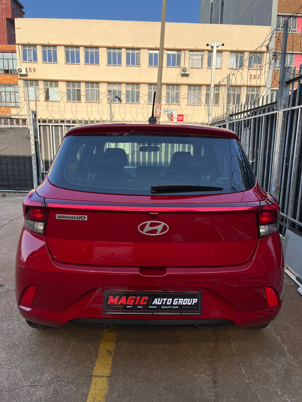 Hyundai i10 1.0 2024