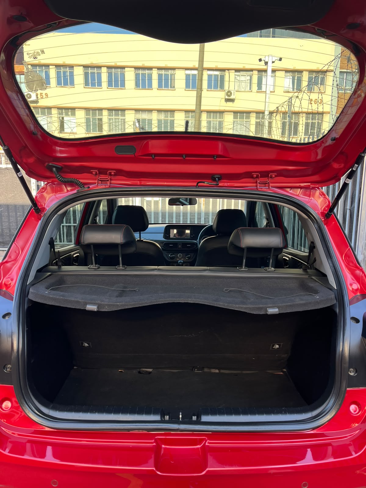 Hyundai i10 1.0 2024