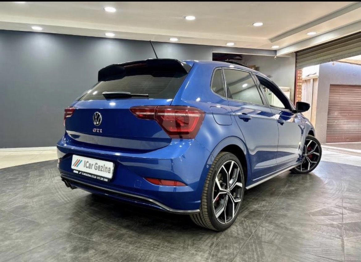Volkswagen Polo 2.0 2022
