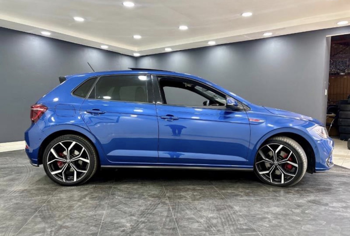 Volkswagen Polo 2.0 2022