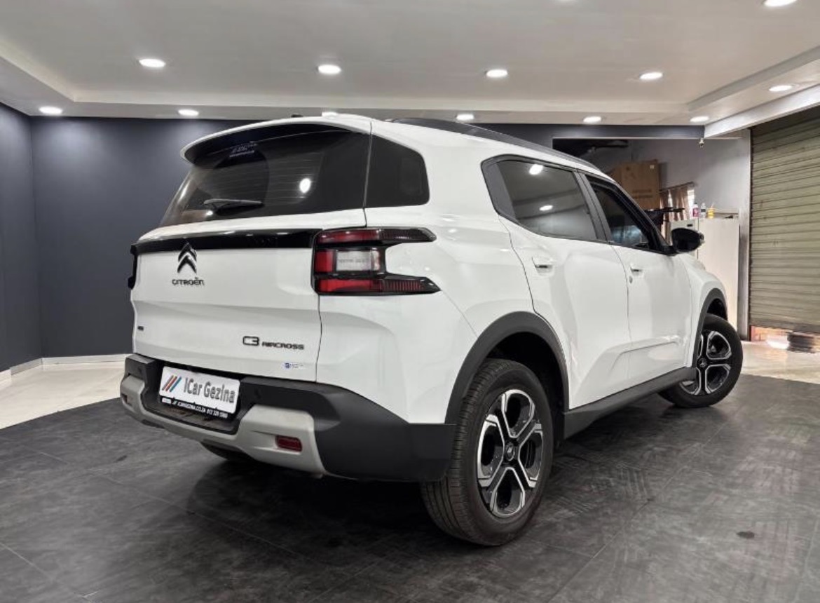 Citroen C3 1.2T Max 7 seater 2025